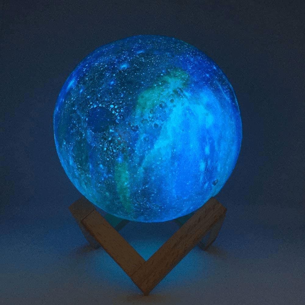 Contemporary moon lamp