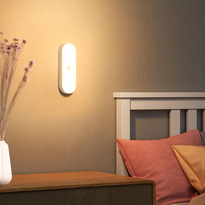 LED night light with motion sensor